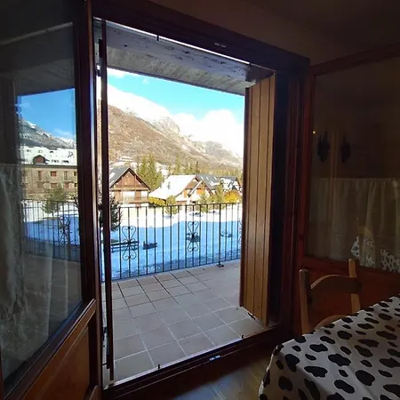 아파트 Conques Linsoles / Benasque *